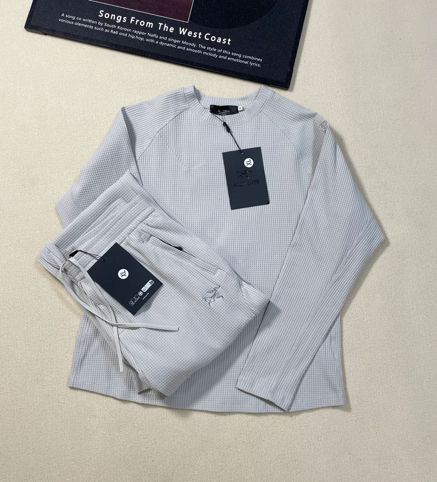 𝐀𝐫𝐜'𝐓𝐞𝐫𝐲𝐱/ Breathable 01 Size Gray 100 ：Black Gray